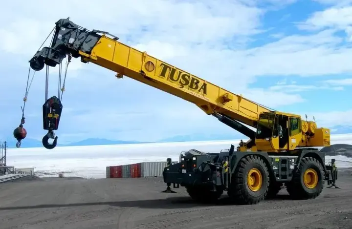 Esenyurt Vinç Kiralama Hizmeti (Sepetli, Hiyap, Mobil)